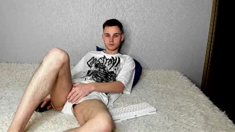 Snapshot of robert10211 chatting on 04/10/26, 05:50 robert10211 online show from 04/10/26, 05:50