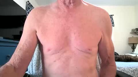 Snapshot of robert45556 chatting on 10/22/25, 08:08 robert online show from 10/22/25, 08:08