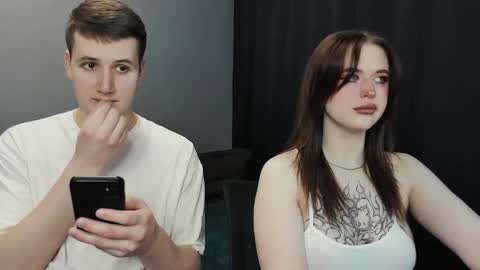 Lisa and Robert  i am online all days 900 am GMT3   online show from 02/17/25, 10:47