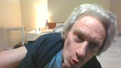 Robert online show from 03/06/25, 11:25