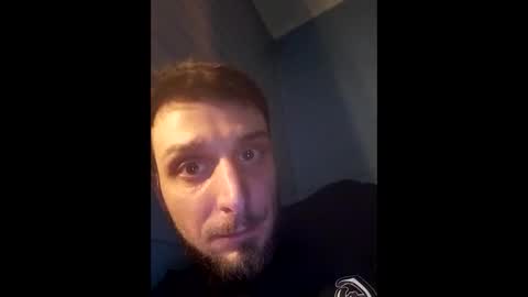 Snapshot of roberto12431 chatting on 11/25/25, 03:06 roberto12431 online show from 11/25/25, 03:06