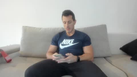 roberto4ever online show from 01/05/25, 01:26