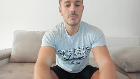 roberto4ever online show from 01/17/25, 07:30