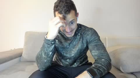 roberto4ever online show from 01/17/25, 03:53