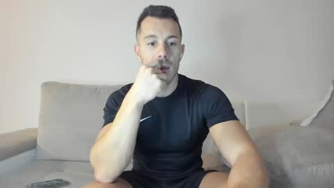 roberto4ever online show from 02/18/25, 05:31