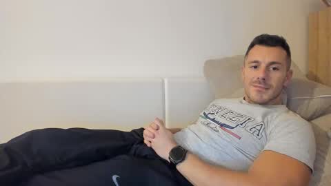 roberto4ever online show from 02/18/26, 06:04