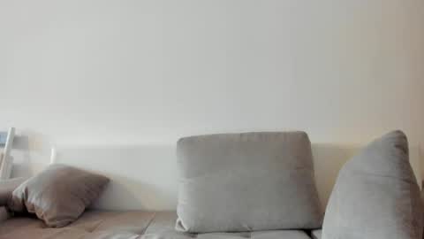 Snapshot of roberto4ever chatting on 06/03/26, 03:28 roberto4ever online show from 06/03/26, 03:28