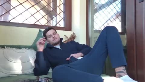 Snapshot of roberto_twink1 chatting on 03/04/25, 12:55 Roberto online show from 03/04/25, 12:55