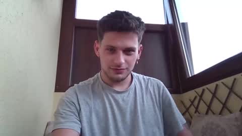 Snapshot of roberto_twink1 chatting on 03/12/25, 06:40 Roberto online show from 03/12/25, 06:40