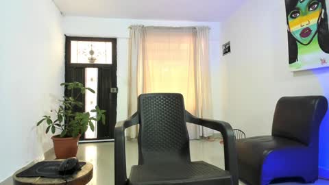 Snapshot of roberx_12 chatting on 12/12/24, 06:31 roberx_12 online show from 12/12/24, 06:31