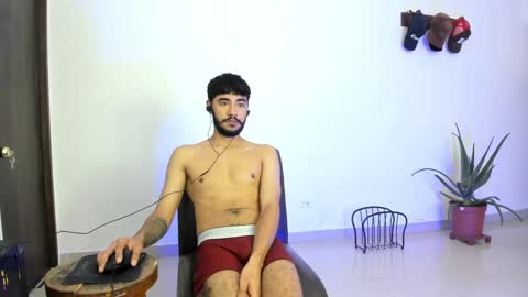 Snapshot of roberx_12 chatting on 02/05/25, 02:48 roberx_12 online show from 02/05/25, 02:48