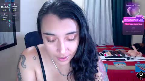 Snapshot of robin_h00t chatting on 06/23/26, 02:53 Ivanna and Robin online show from 06/23/26, 02:53