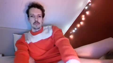 Snapshot of robin_sonx chatting on 12/29/24, 03:03 Robin online show from 12/29/24, 03:03