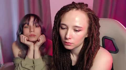 Snapshot of robin_yours chatting on 04/23/26, 12:29 Robin your online show from 04/23/26, 12:29