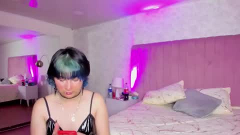 robin D online show from 09/28/25, 12:43