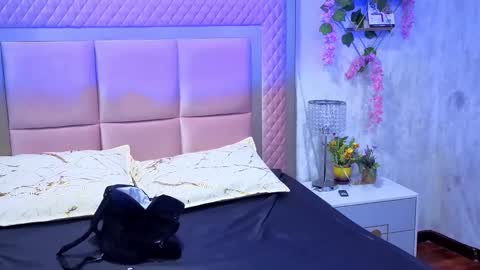 robin D online show from 10/08/25, 12:03