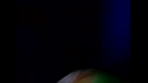 Snapshot of robincom23 chatting on 01/20/25, 07:58 R online show from 01/20/25, 07:58