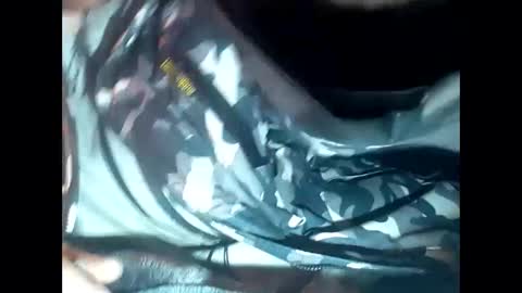 Snapshot of robincom23 chatting on 02/22/25, 05:44 R online show from 02/22/25, 05:44