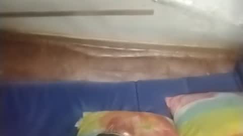 Snapshot of robincom23 chatting on 09/10/25, 01:49 R online show from 09/10/25, 01:49