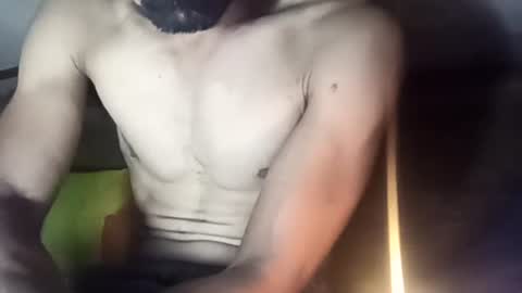 Snapshot of robincom23 chatting on 09/18/25, 03:08 R online show from 09/18/25, 03:08