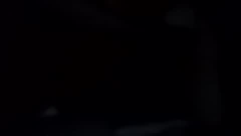 Snapshot of robincom23 chatting on 10/16/25, 06:58 R online show from 10/16/25, 06:58