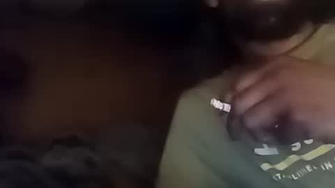 Snapshot of robincom23 chatting on 10/25/25, 03:14 R online show from 10/25/25, 03:14