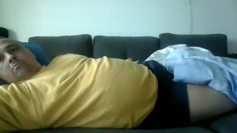 robin online show from 04/18/26, 11:47