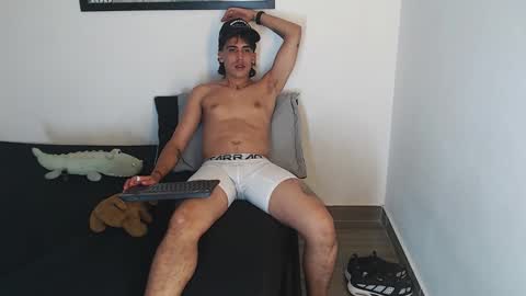 Robisson Zack online show from 03/25/26, 04:29