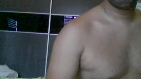 Snapshot of robjani chatting on 06/25/26, 02:43 robjani online show from 06/25/26, 02:43