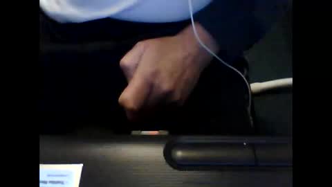 Snapshot of robjh1273 chatting on 09/25/25, 09:35 Roger online show from 09/25/25, 09:35