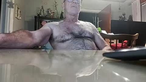 Snapshot of robke1966 chatting on 12/22/25, 07:16 robke1966 online show from 12/22/25, 07:16