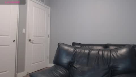 Snapshot of robknocks chatting on 03/12/26, 10:49 Rob Knocks online show from 03/12/26, 10:49