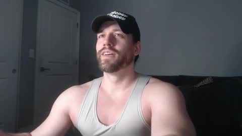 Snapshot of robknocks chatting on 04/03/26, 01:09 Rob Knocks online show from 04/03/26, 01:09