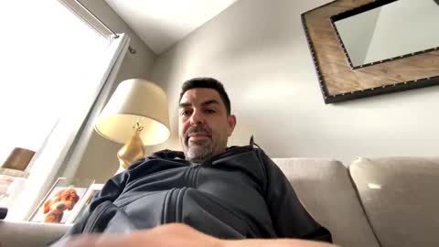 Snapshot of roblatino12 chatting on 02/18/25, 01:55 roblatino12 online show from 02/18/25, 01:55