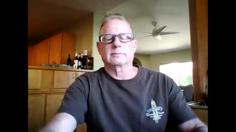 Snapshot of robo0000 chatting on 05/01/26, 12:37 robo0000 online show from 05/01/26, 12:37