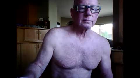 Snapshot of robo0000 chatting on 06/05/26, 12:06 robo0000 online show from 06/05/26, 12:06