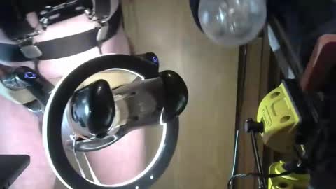 Robodickmilker online show from 02/18/25, 08:38