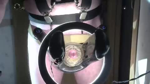 Snapshot of robodickmilker chatting on 11/02/25, 12:24 Robodickmilker online show from 11/02/25, 12:24