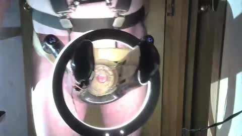 Snapshot of robodickmilker chatting on 11/06/25, 12:22 Robodickmilker online show from 11/06/25, 12:22