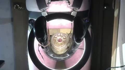 Snapshot of robodickmilker chatting on 03/17/26, 01:10 Robodickmilker online show from 03/17/26, 01:10