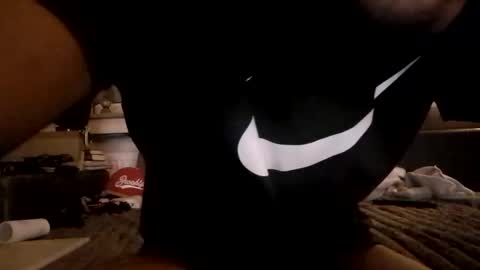 Snapshot of robsongoku23 chatting on 11/16/25, 08:53 Robson online show from 11/16/25, 08:53