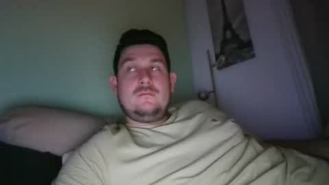 Snapshot of robtheman94 chatting on 02/16/25, 10:32 Robin online show from 02/16/25, 10:32