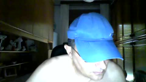 Snapshot of roby360 chatting on 08/09/26, 12:10 robertino online show from 08/09/26, 12:10