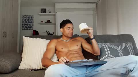 roby_millerr online show from 02/06/26, 02:20