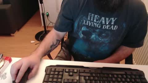 Snapshot of robzombi chatting on 01/26/25, 04:41 Rockbart online show from 01/26/25, 04:41