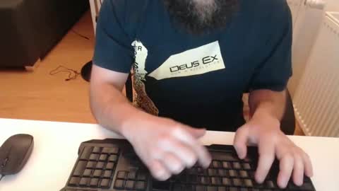 Snapshot of robzombi chatting on 03/08/25, 12:44 Rockbart online show from 03/08/25, 12:44