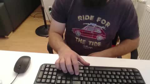 Snapshot of robzombi chatting on 11/27/25, 09:39 Rockbart online show from 11/27/25, 09:39