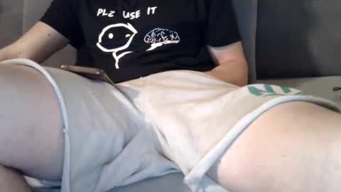 Snapshot of roccki999 chatting on 11/12/25, 12:22 Nick online show from 11/12/25, 12:22