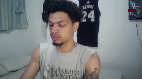 Rocco online show from 11/23/25, 01:22