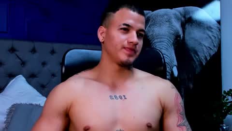 rocco_santos online show from 10/02/25, 01:23